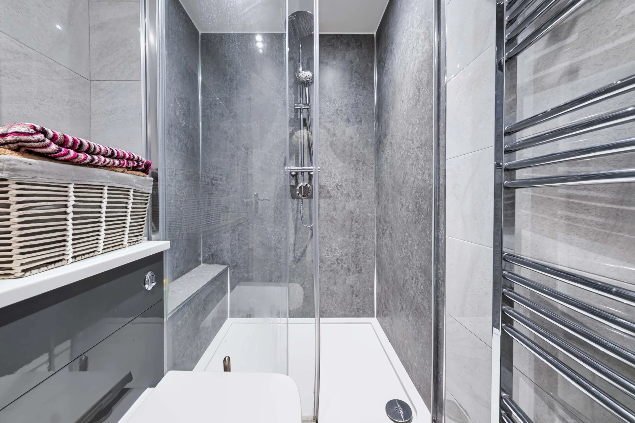 Bathroom 4.jpg