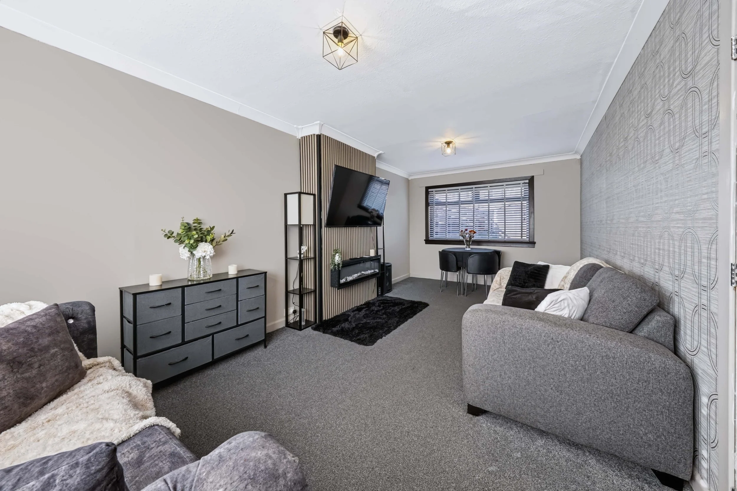 Living Room 4.jpg