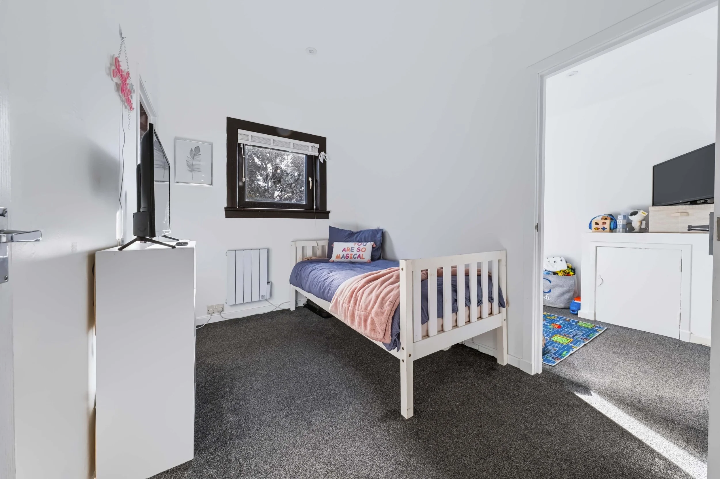 Bedroom 5.jpg