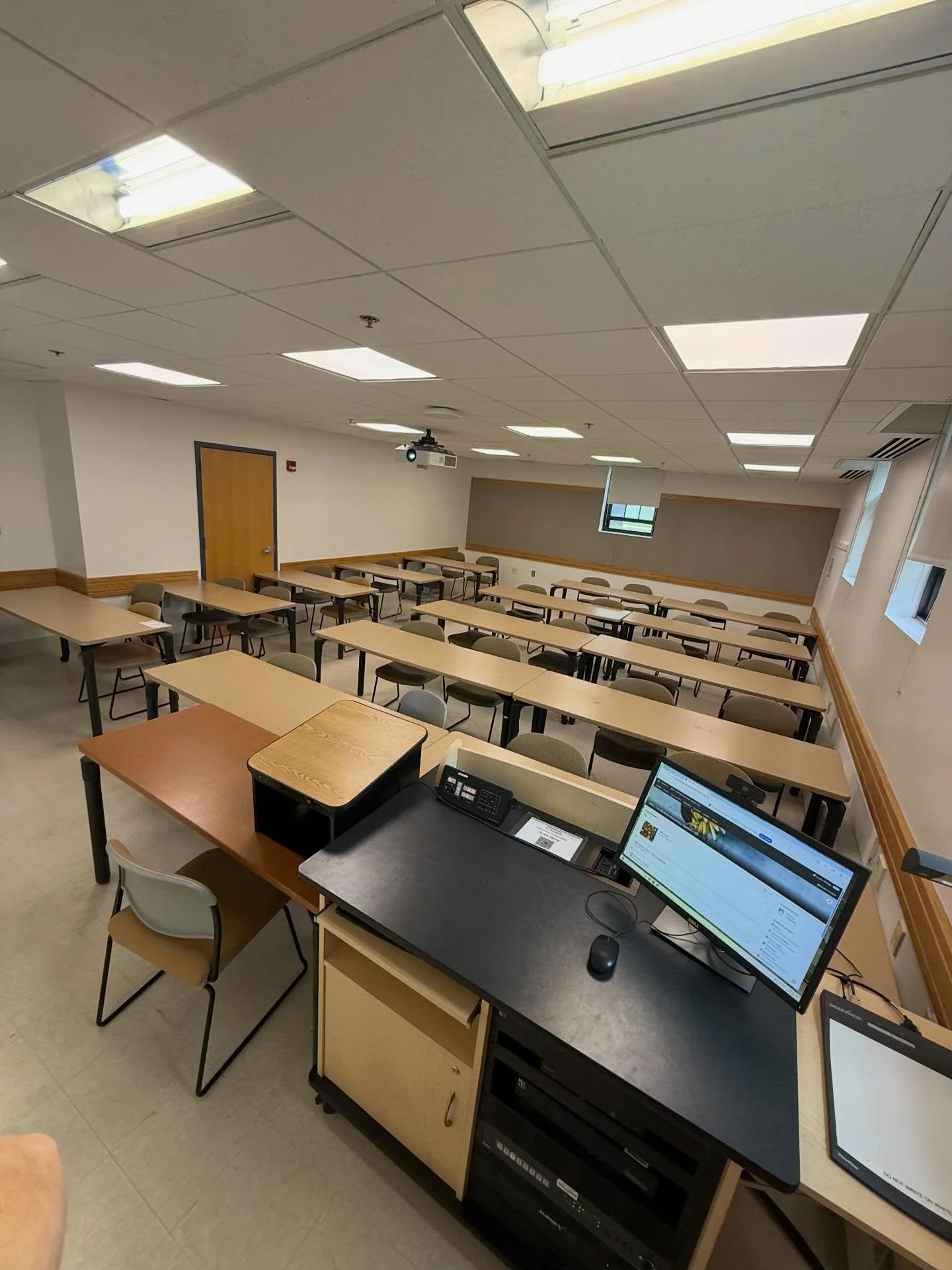Class dismissed! Two semesters taught @bridgestateu 
I enjoyed every minute w the future teachers.
So many conversations about how students actually learn math.

We built understanding, challenged thinking, and shared strategies that I know will ripp
