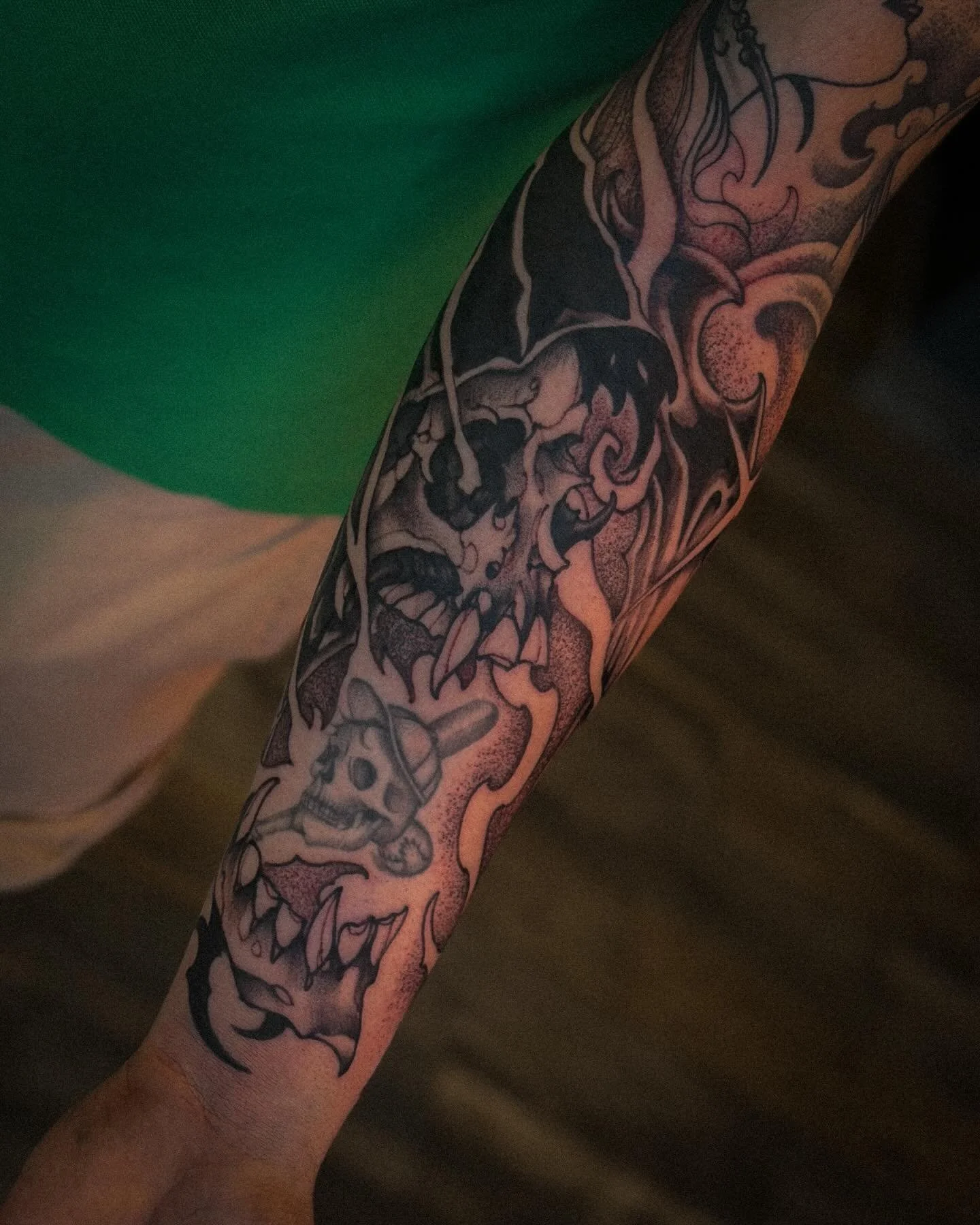 Ceifador encaixando nos espa&ccedil;os livres do bra&ccedil;o, feito pelo nosso boss @thejohncarvalho 
.
Tem um espa&ccedil;o de pele livre que n&atilde;o sabe o que pode se encaixar nele? Chama a gente!