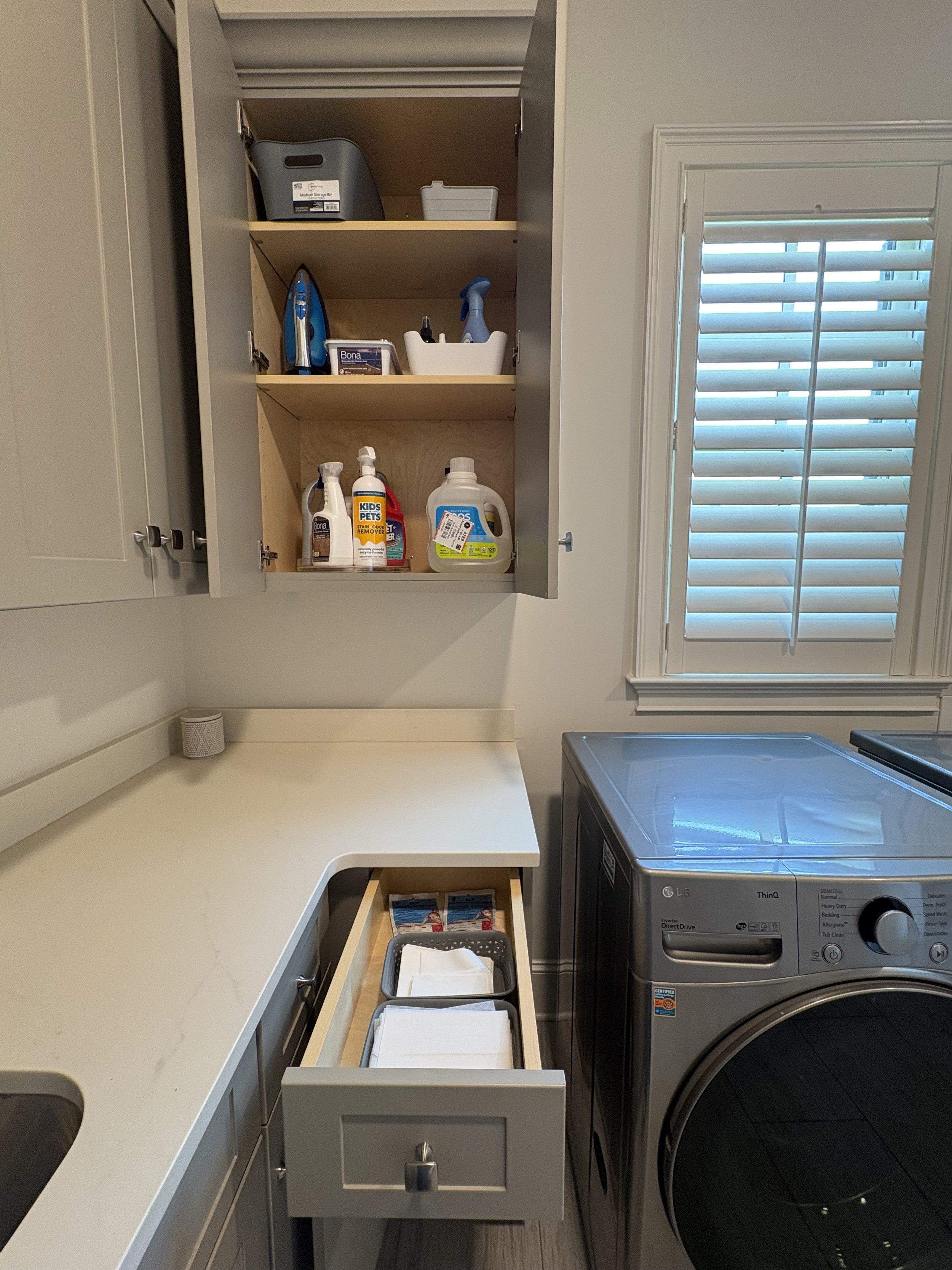 (AFTER) Laundry Room