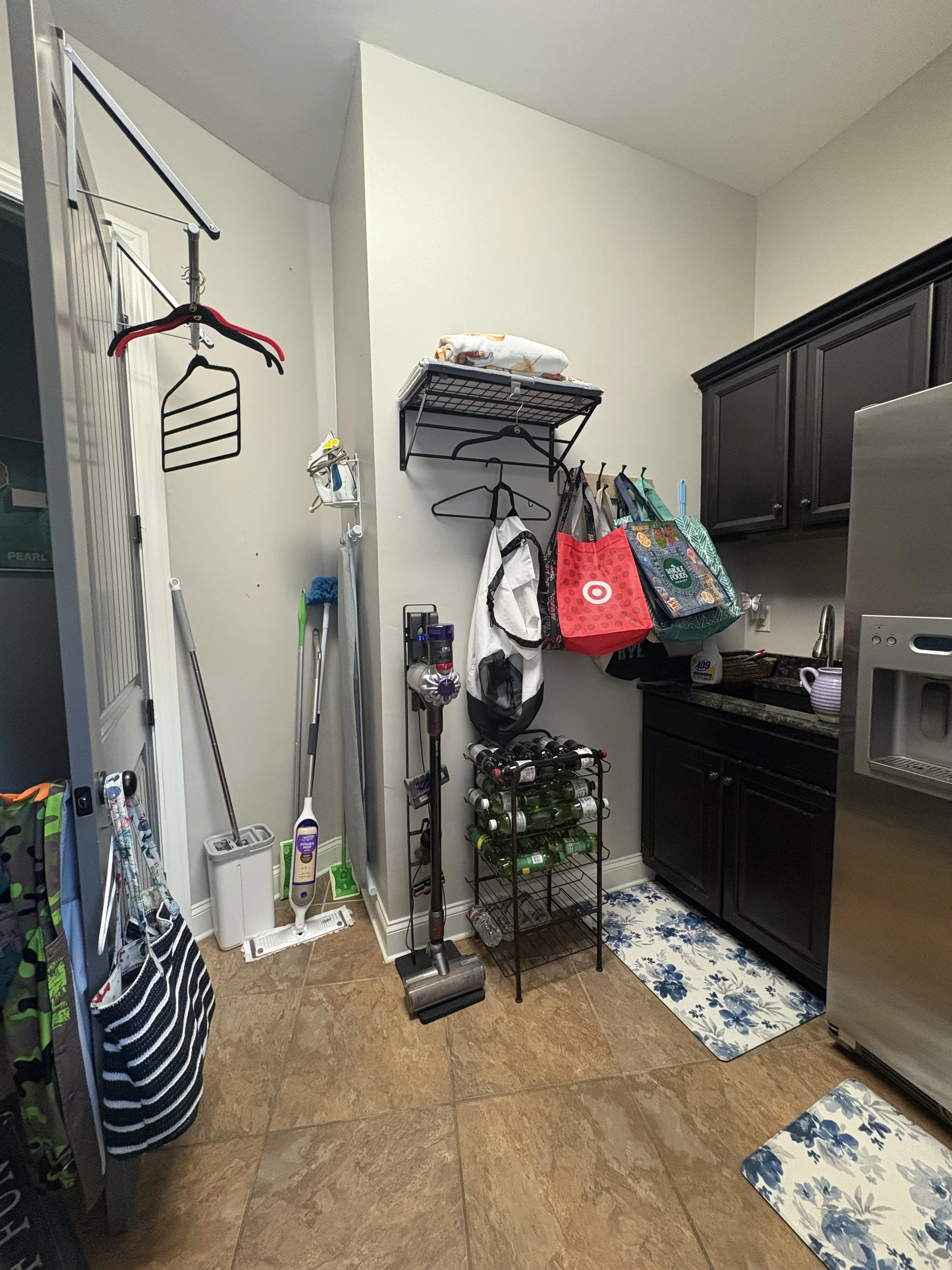 Laundry room (BEFORE). 