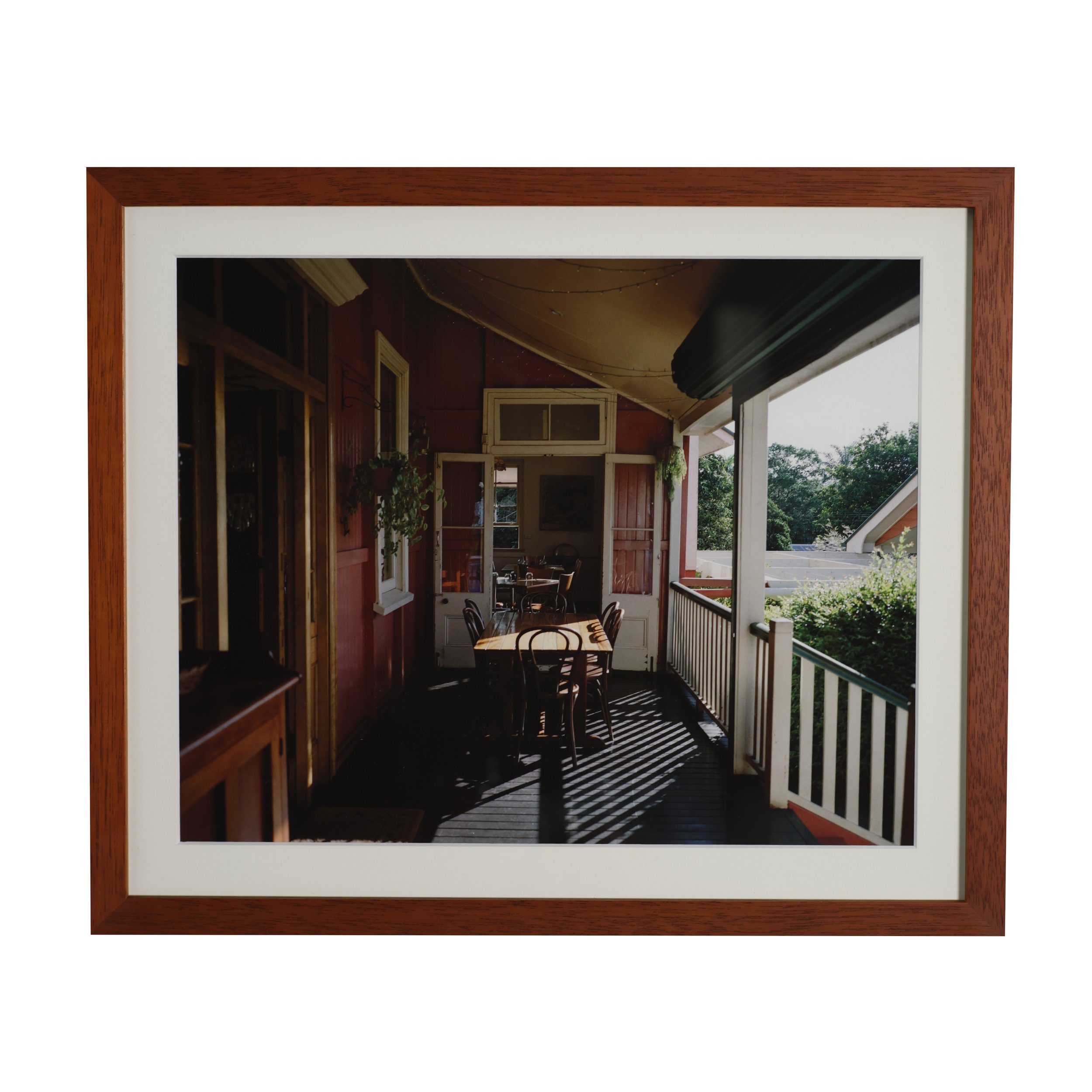 Table 10 - Mapleton Pub