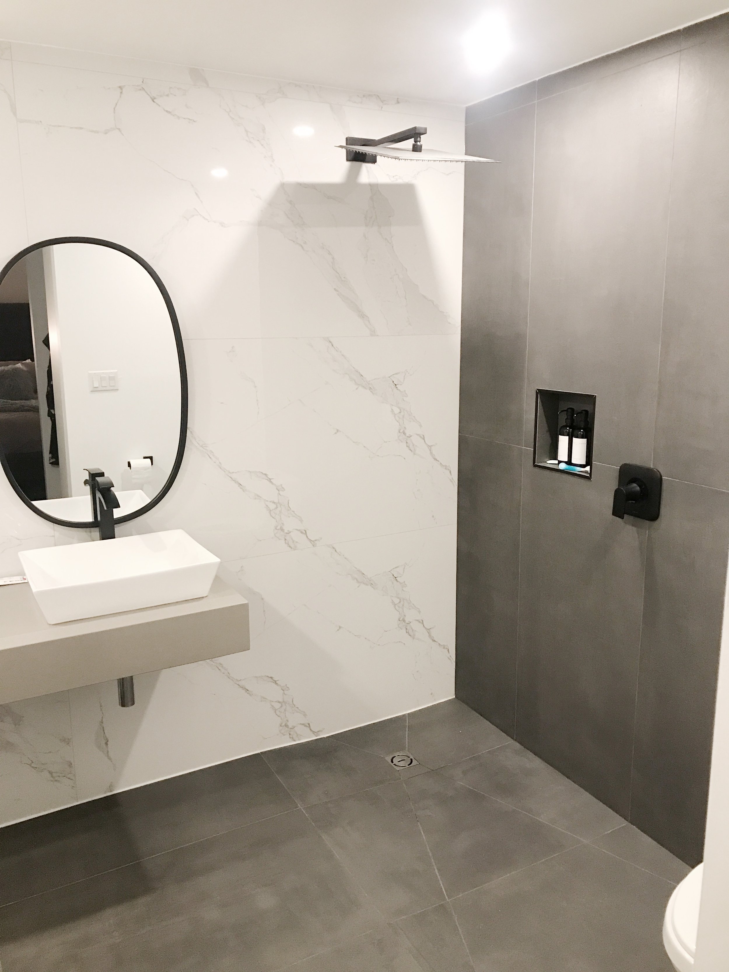 Complete Reno (2) - Mississauga, ON