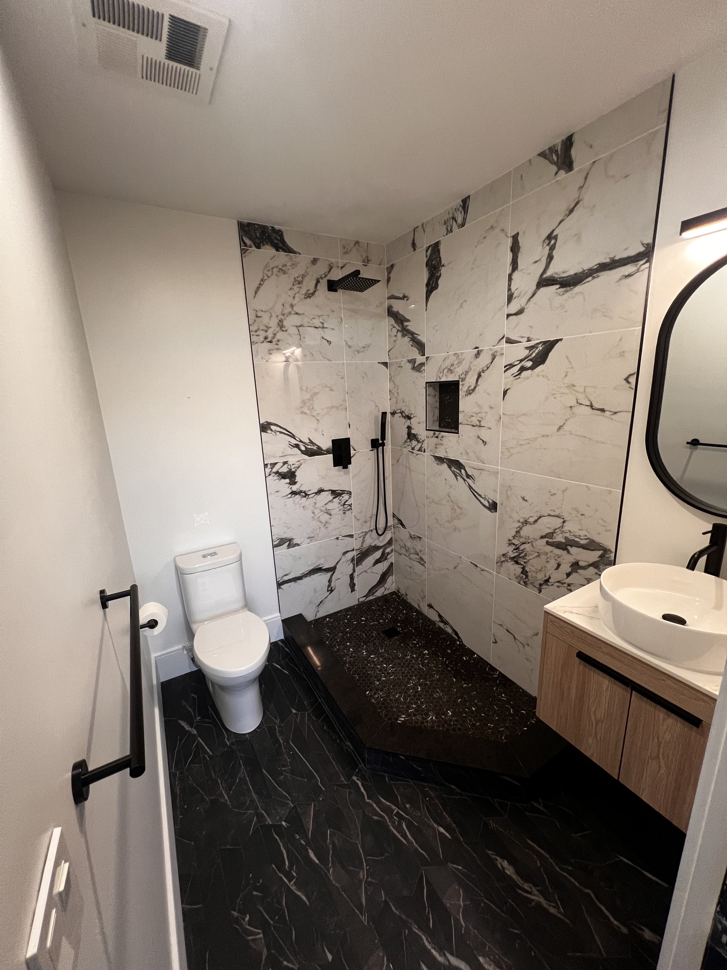 Complete Reno - Toronto, ON