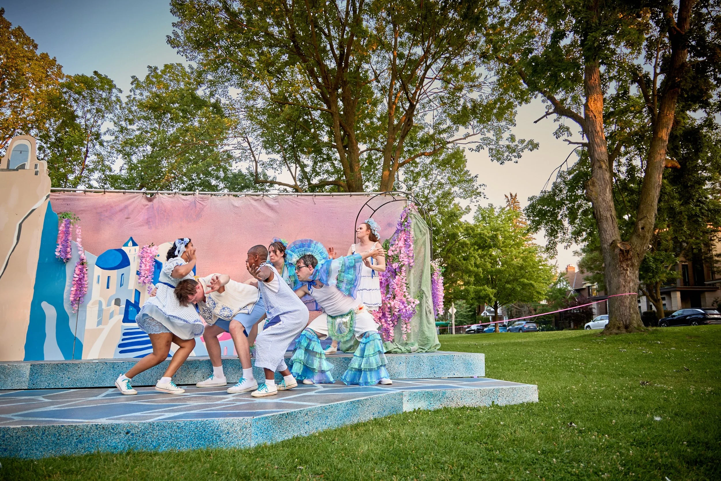 A photo from &lsquo;A Midsummer Night&rsquo;s Dream&rsquo; or the newest Bravo reality show? There&rsquo;s no way of knowing ✨🧚🏻&zwj;♂️

📸The amazing Ananya Antony, the marvellous Max Borowski, the beloved B&eacute;n&eacute;dicte B&eacute;lizaire,
