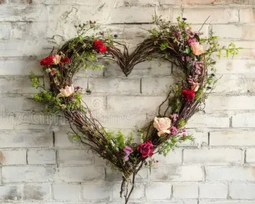 Art Club: Heart Wreaths $40