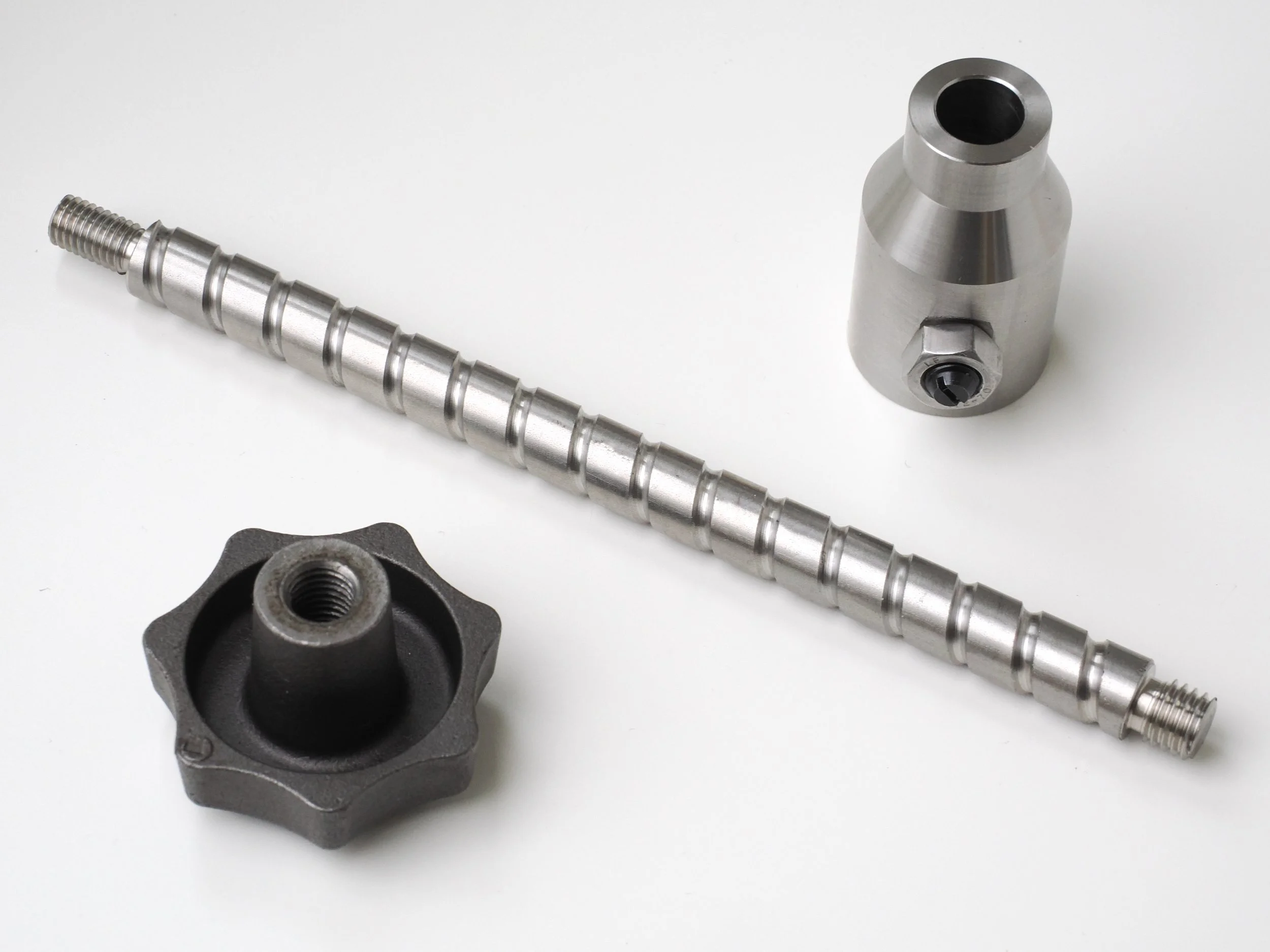 Manufacture and assembly of urgent parts for offshore refinery
