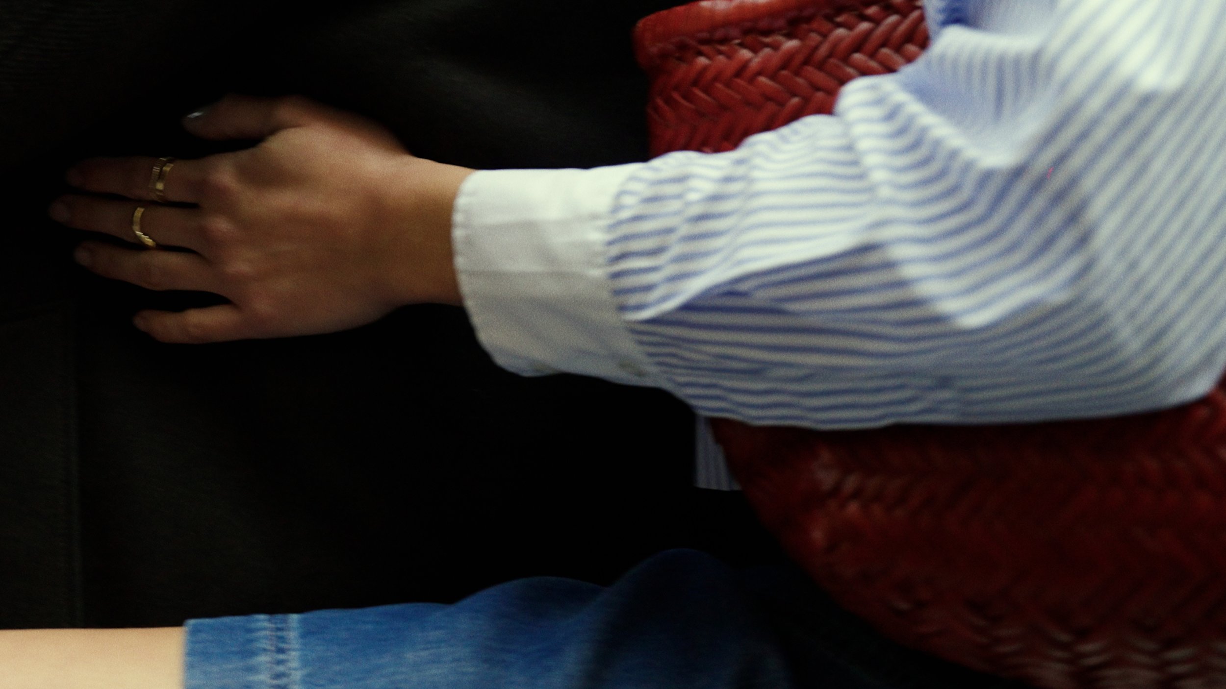 FIVE MULTILOOK.00_02_06_15.Still004.jpg