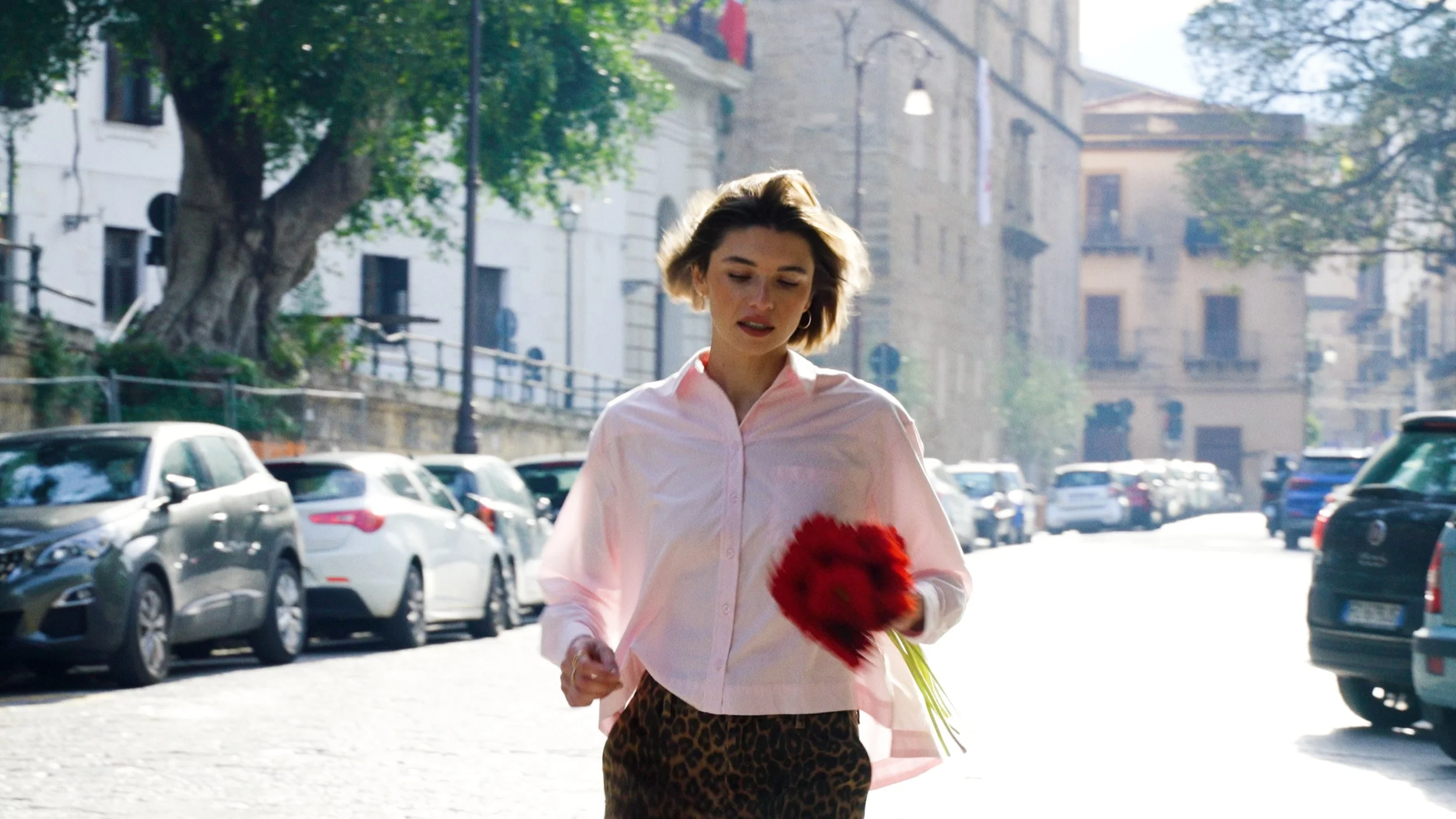 FIVE FLEURS.00_01_37_13.Still002.jpg