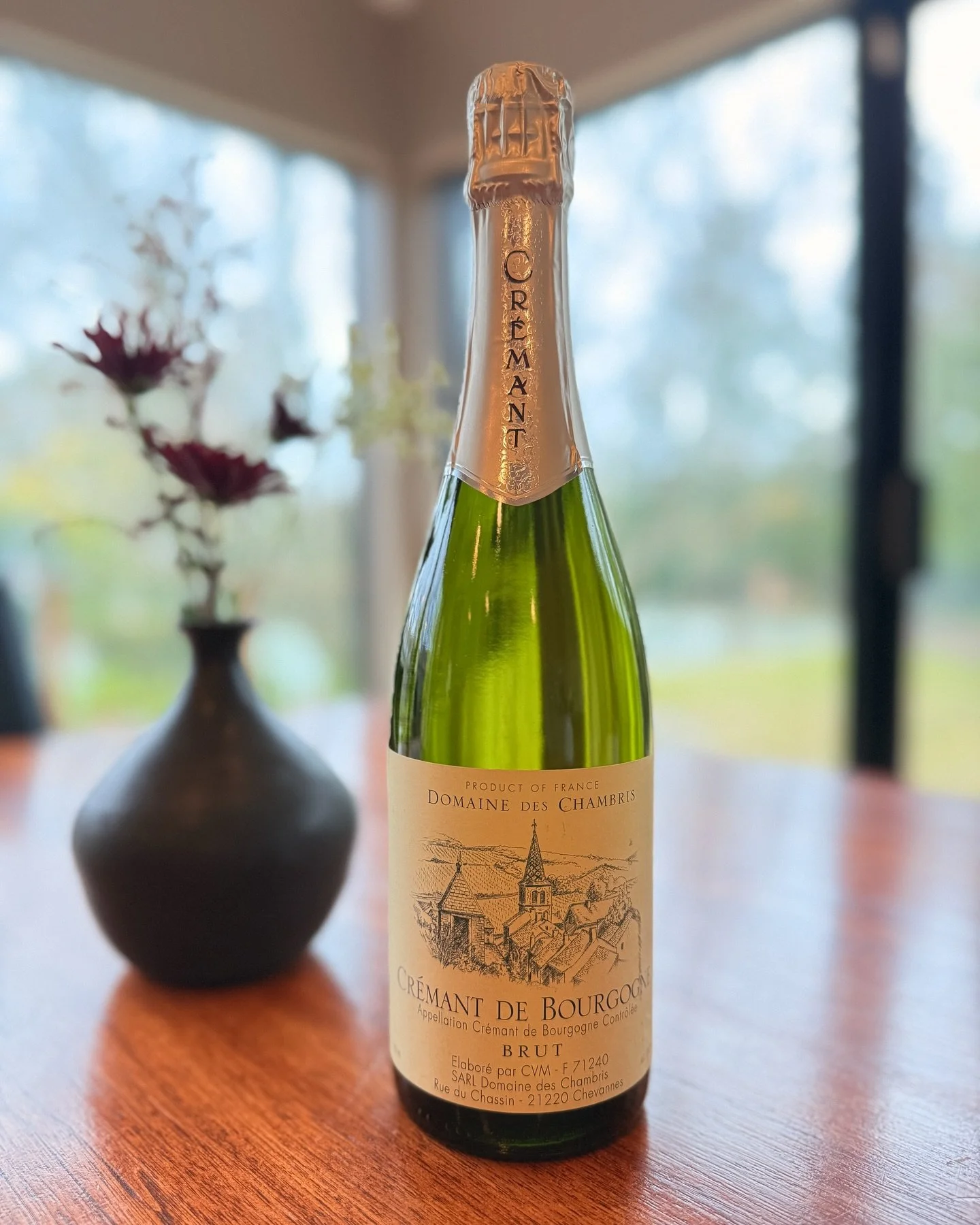 I love serving bubbles during the holidays, and this year I&rsquo;ve chosen Cr&eacute;mant.

Cr&eacute;mant is sparkling wine made using the traditional method, the same process used in Champagne, with the second fermentation happening in the bottle.
