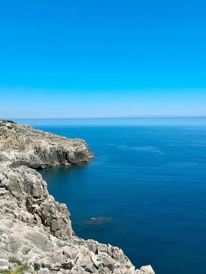 A slow drive along the southern coast of Puglia. 

From Sannicola to Otranto, with a stop in Castro. Quiet roads, dramatic cliffs, and stretches where it feels like you have the coastline to yourself.

#salento #otranto #pugliaitaly #coastaldrive #ex