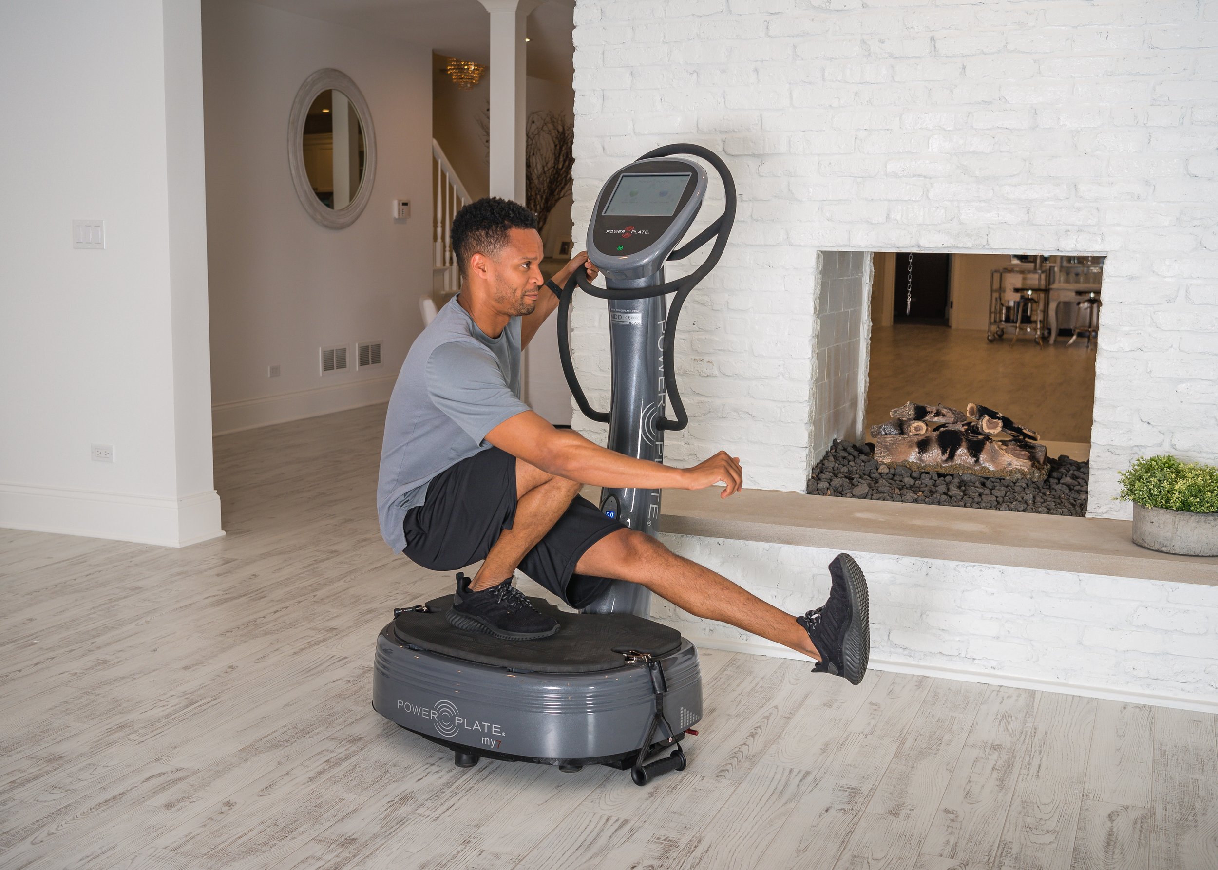 power-plate-my7-2050.jpg