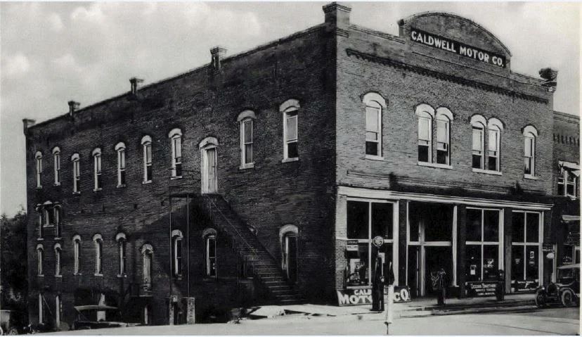 1920.JPG