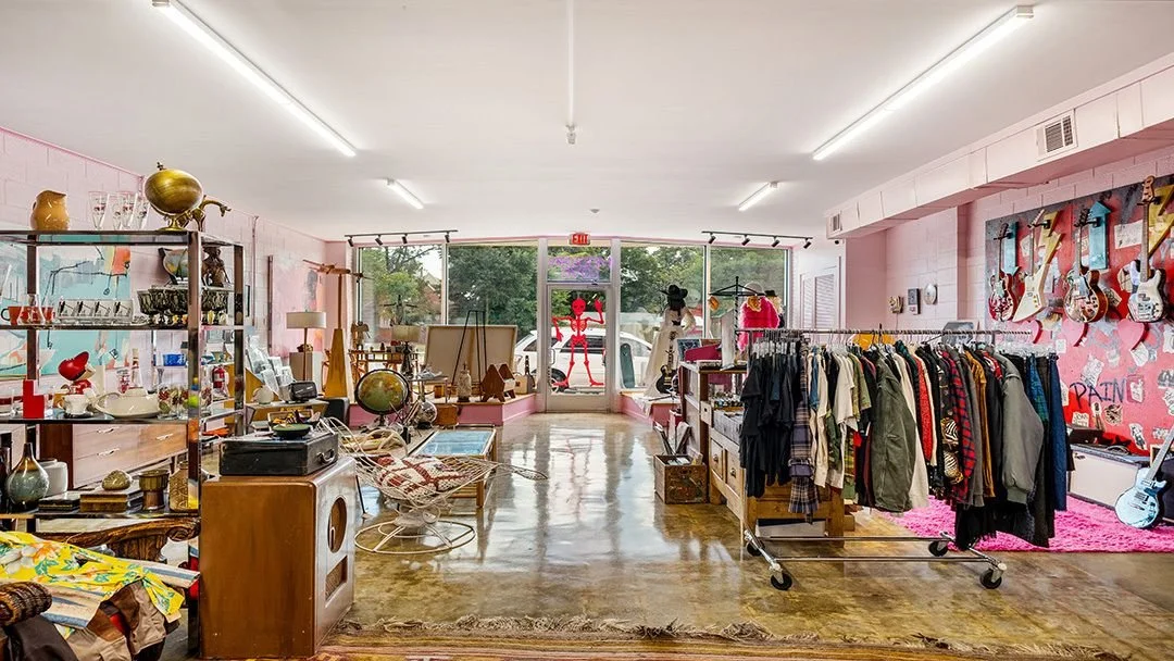 In a new location on Castle Street in Wilmington, Modern Love (the sister store to @fatherandsonraleigh ), offers a fresh, fun, and funky backdrop to your vintage shopping.
@modernlovewilmington specializes in vintage guitars &amp; records, vintage c