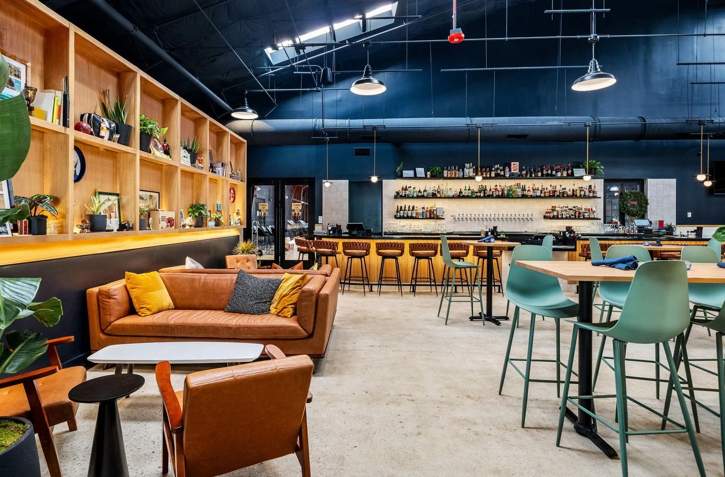 Since opening day, Trophy Five Points has been filled with people excited to see what this new location brings. In true Trophy style, this former warehouse space has been transformed into a place to gather, relax, and of course, enjoy great pizza and