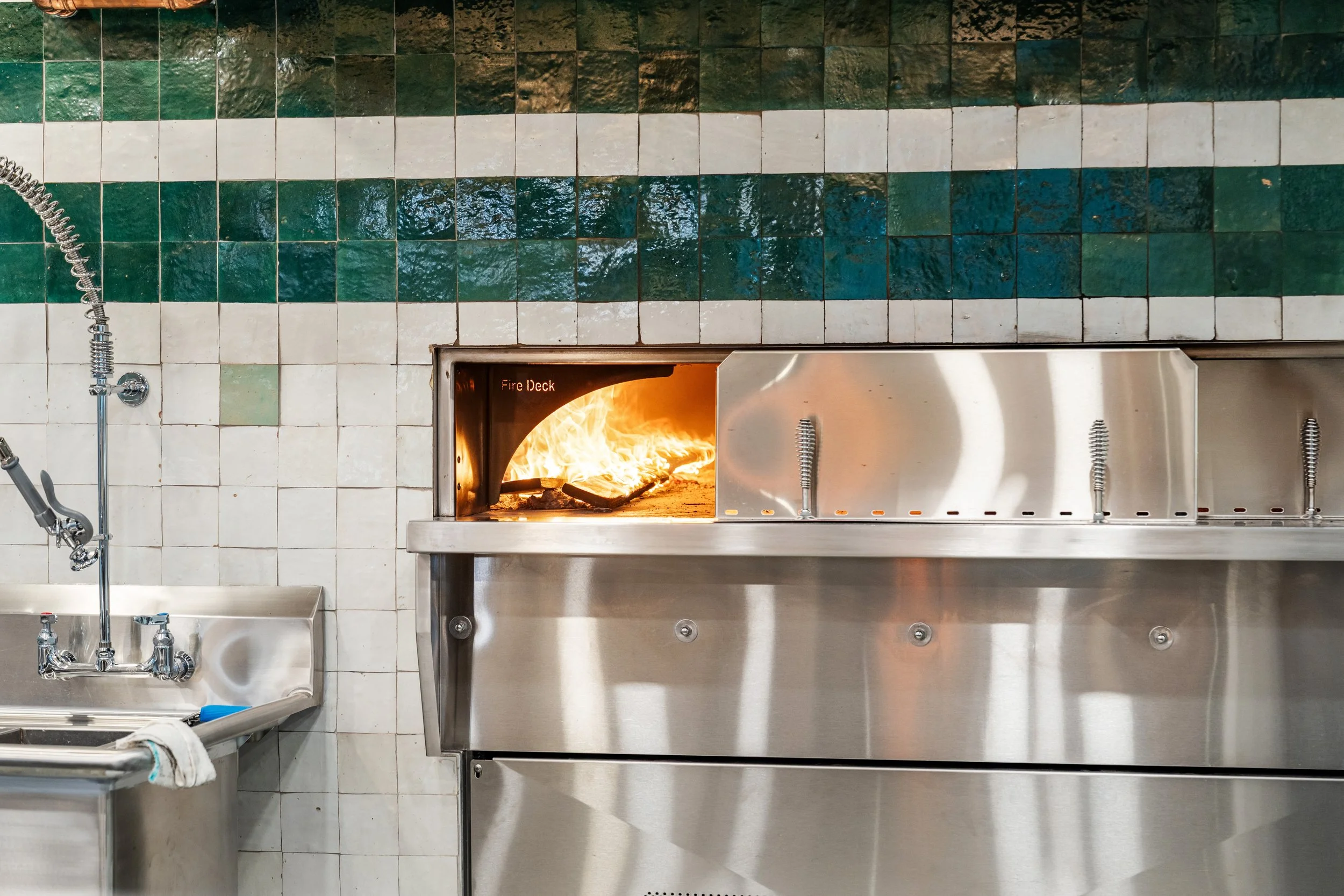 Benchwarmers bagels location #3