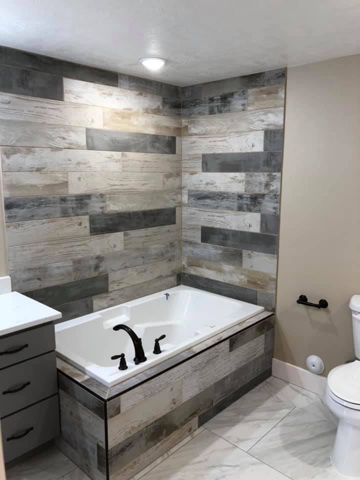 bath tub .jpeg