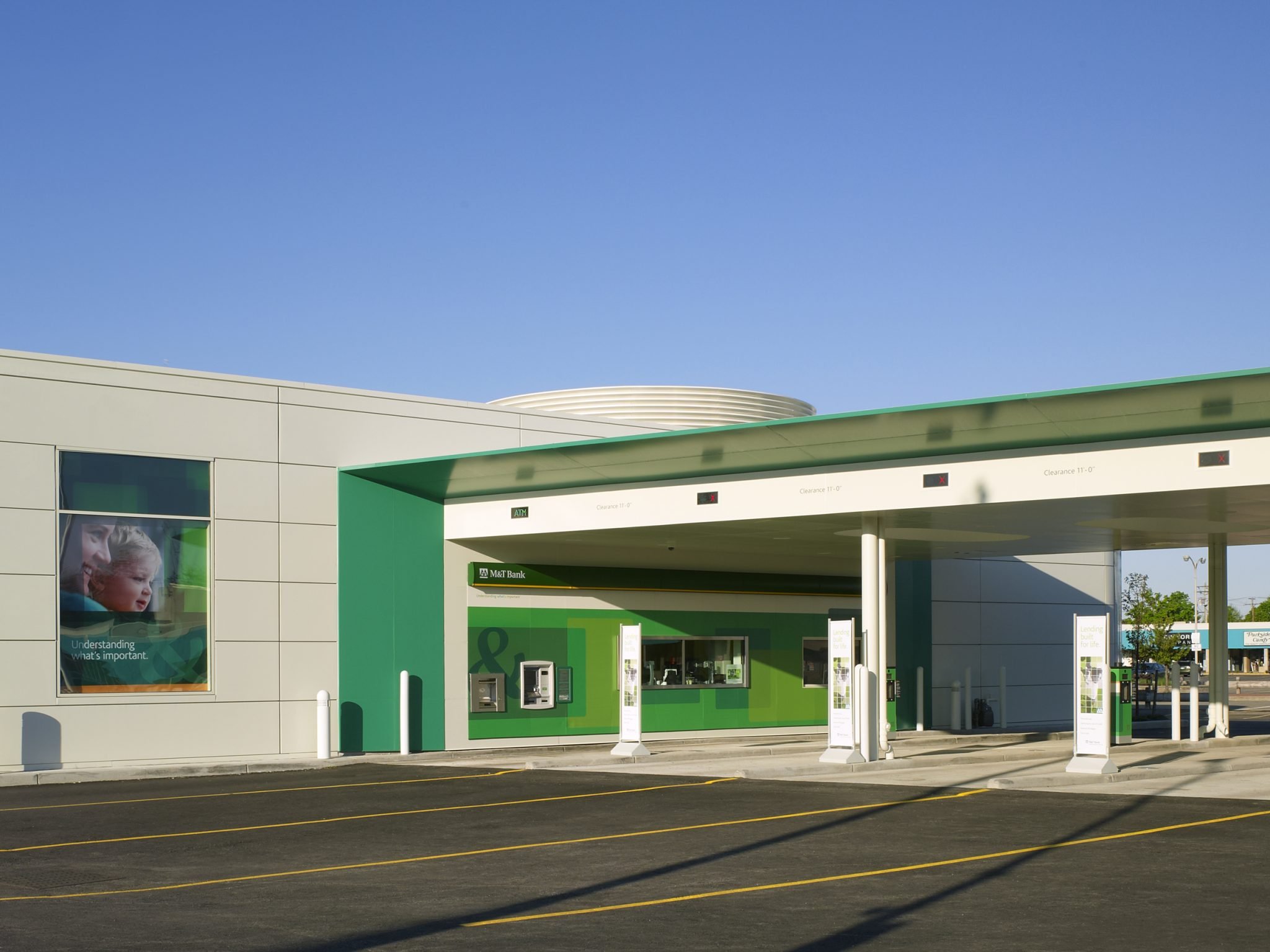 M andT_West Seneca NY_Savarino Companies_E.jpg