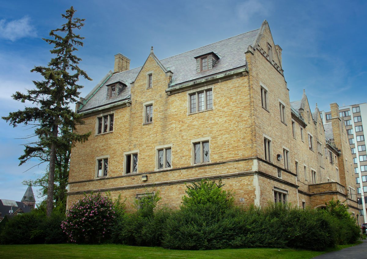 Linwood Apartments_Buffalo NY_Savarino Companies_E.jpg