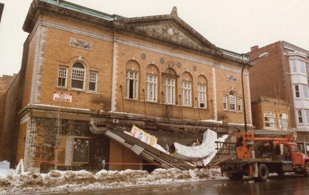 Buffalo's Allendale Theatre is disrepair.