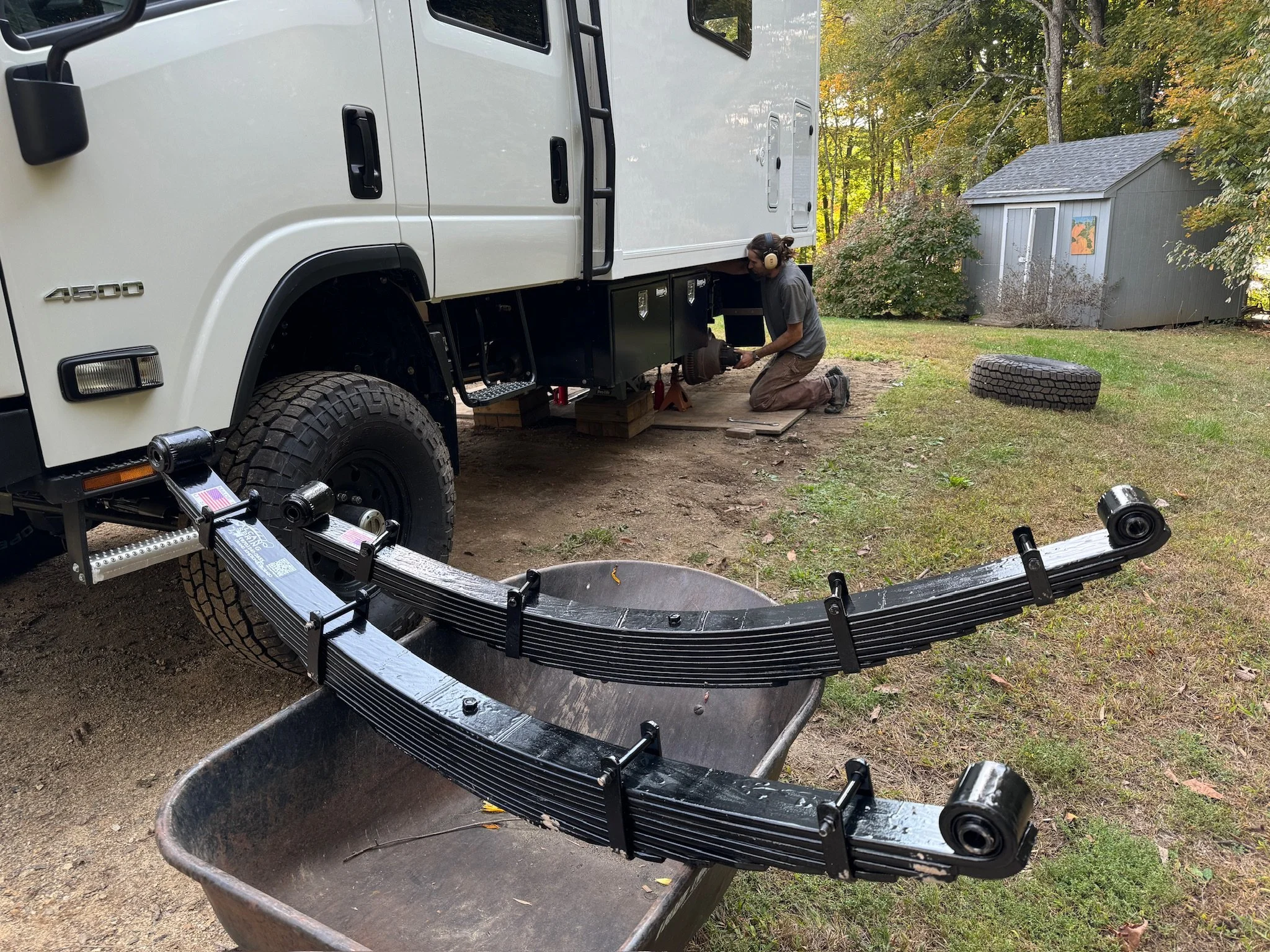 Custom Leaf Springs for 4x4 Builds: Selection, Modifications, and Expert Tips