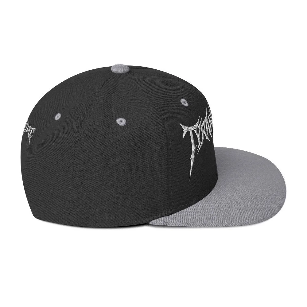 classic-snapback-black-silver-right-side-683d09dd16bb9.jpg