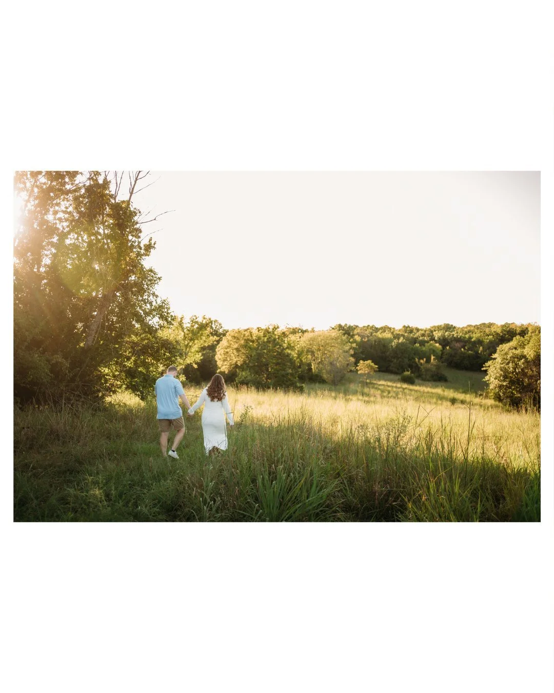 Casey and Ryan brought such good energy to their session. We caught the sunset at Shawnee Mission Park just right. Even their dog got in on the fun. That water run at the end was the perfect way to finish. Can't wait for their wedding.

#kansascityph