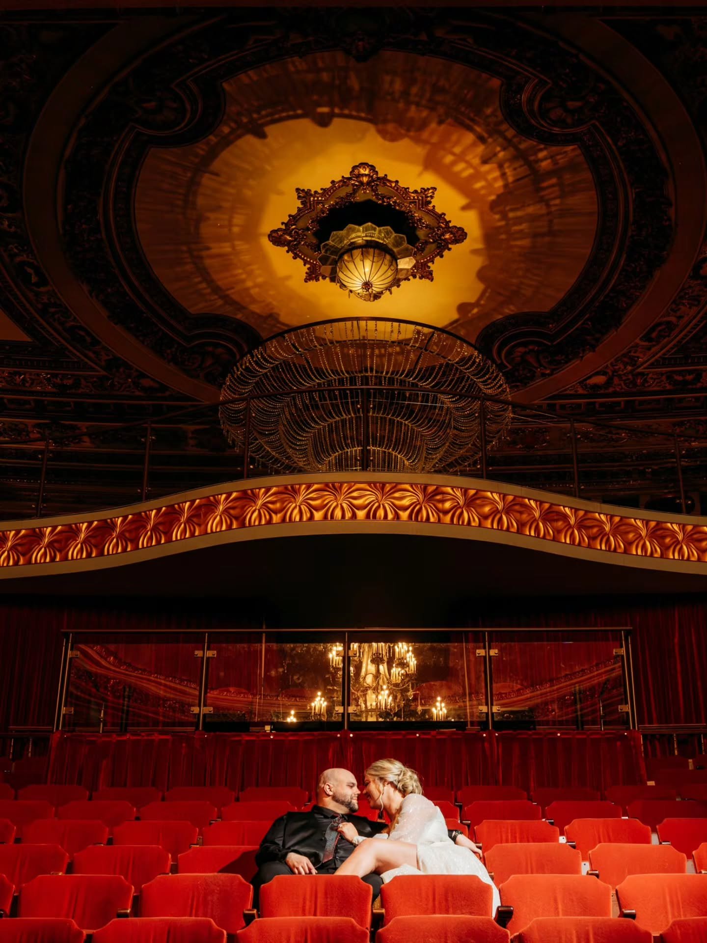 Congratulations to James and Mackenzie! ✨
The Midland Theater set the stage for a wedding that felt straight out of a film, moody lighting, candlelit tables, rich velvet tones, and so much romance woven into every part of the day. Such an incredible 
