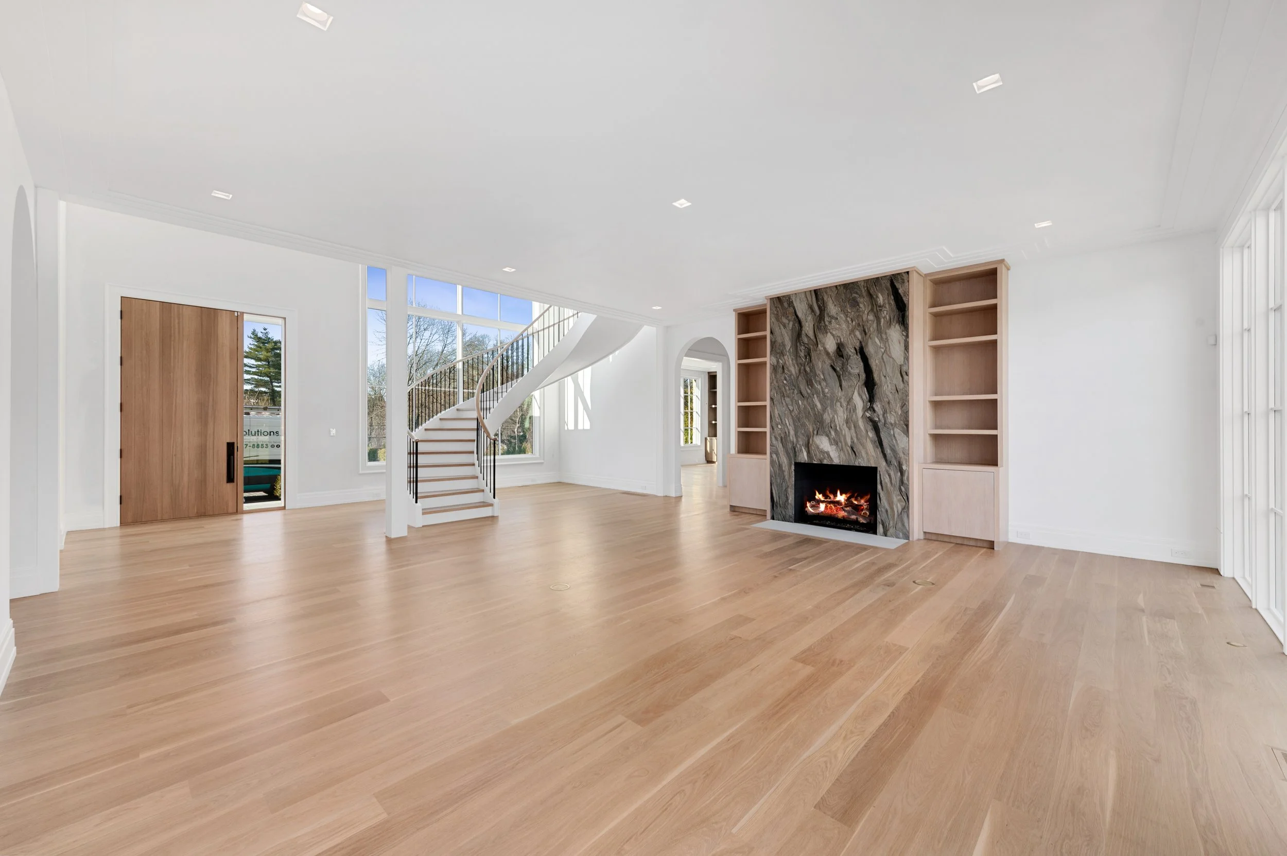 382 North Street Living Room Dec 2025.jpg