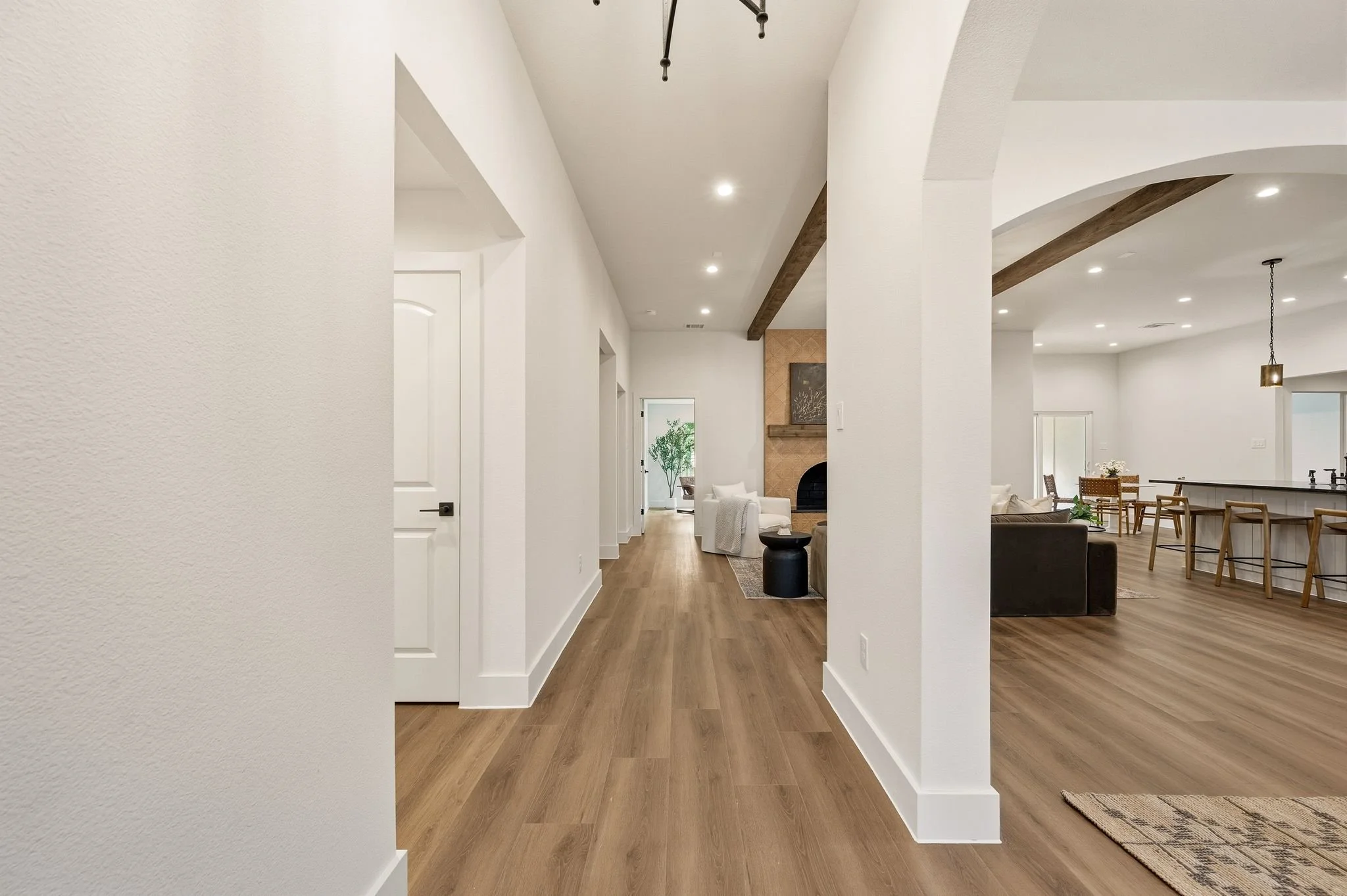 621 Overland-12.jpg