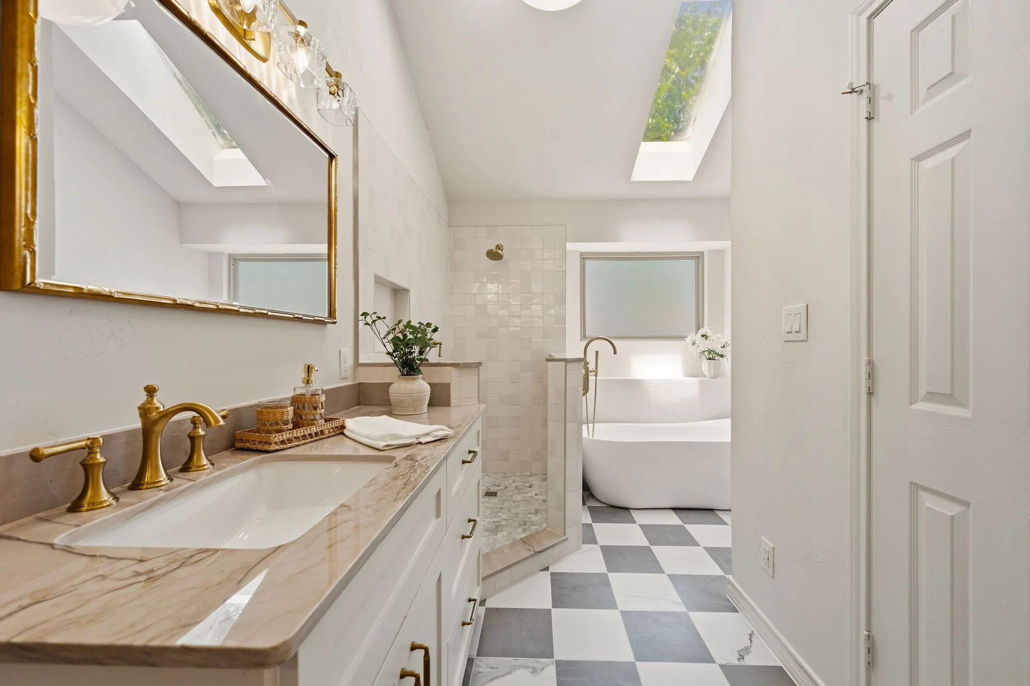 1650 Ottinger-28.jpg