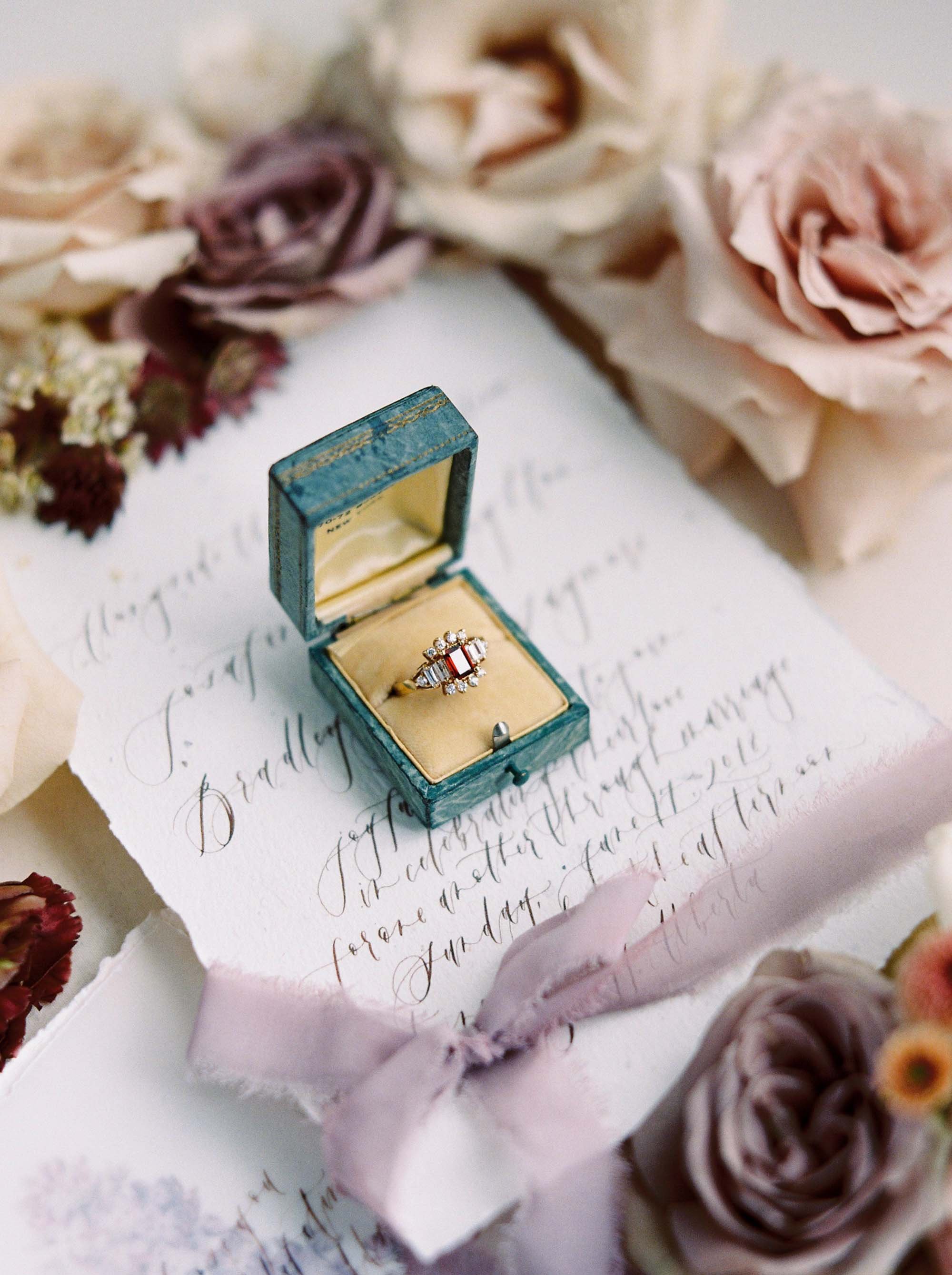 haute-stock-styled-stock-photo-subscription-love-in-bloom-final-8.jpg