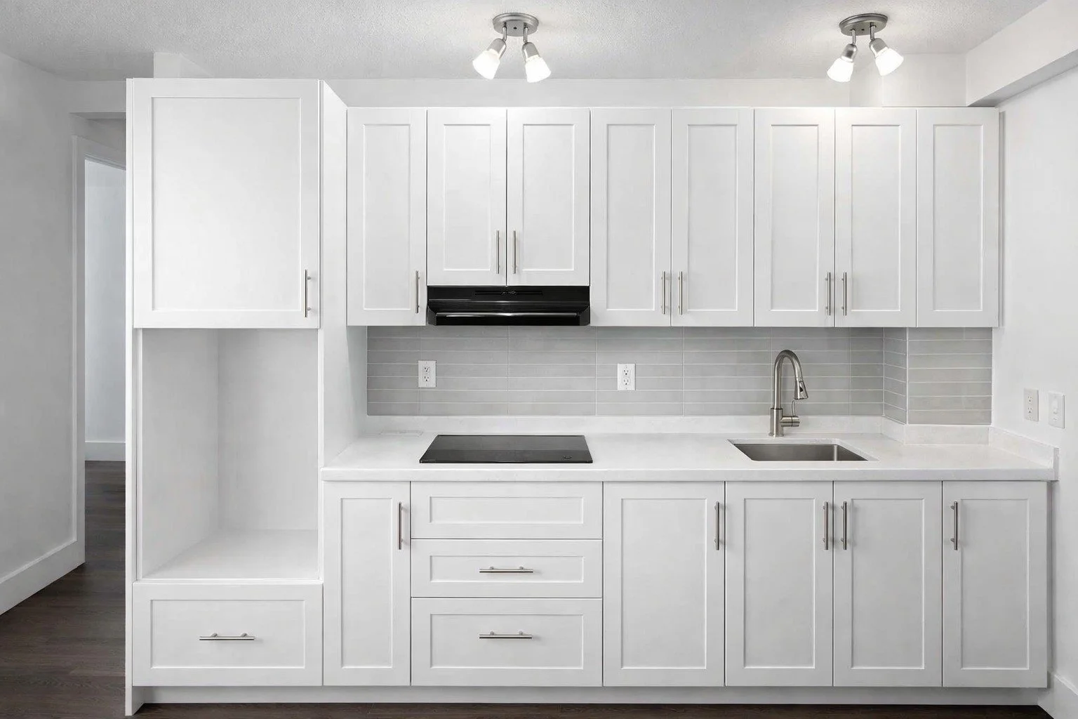 ➡️At AWA Custom, we work with builders and developers to design, manufacture, and install kitchens, closets, and vanities for condos, townhomes, and multi-units. 

📲Contact us today to see how we can help you.

🛑Stop into our showroom located in Va