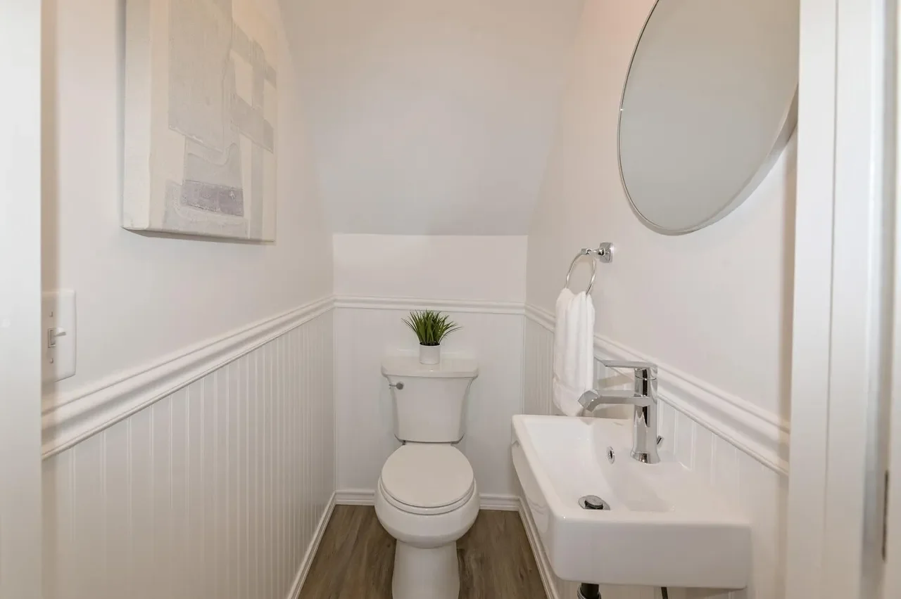 CinCity Remodeling: Fort Thomas, Kentucky Full home Half Bath After 1