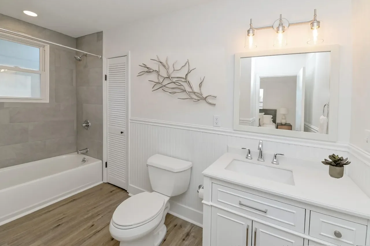 CinCity Remodeling: Fort Thomas, Kentucky Full Home Master Bath After 2