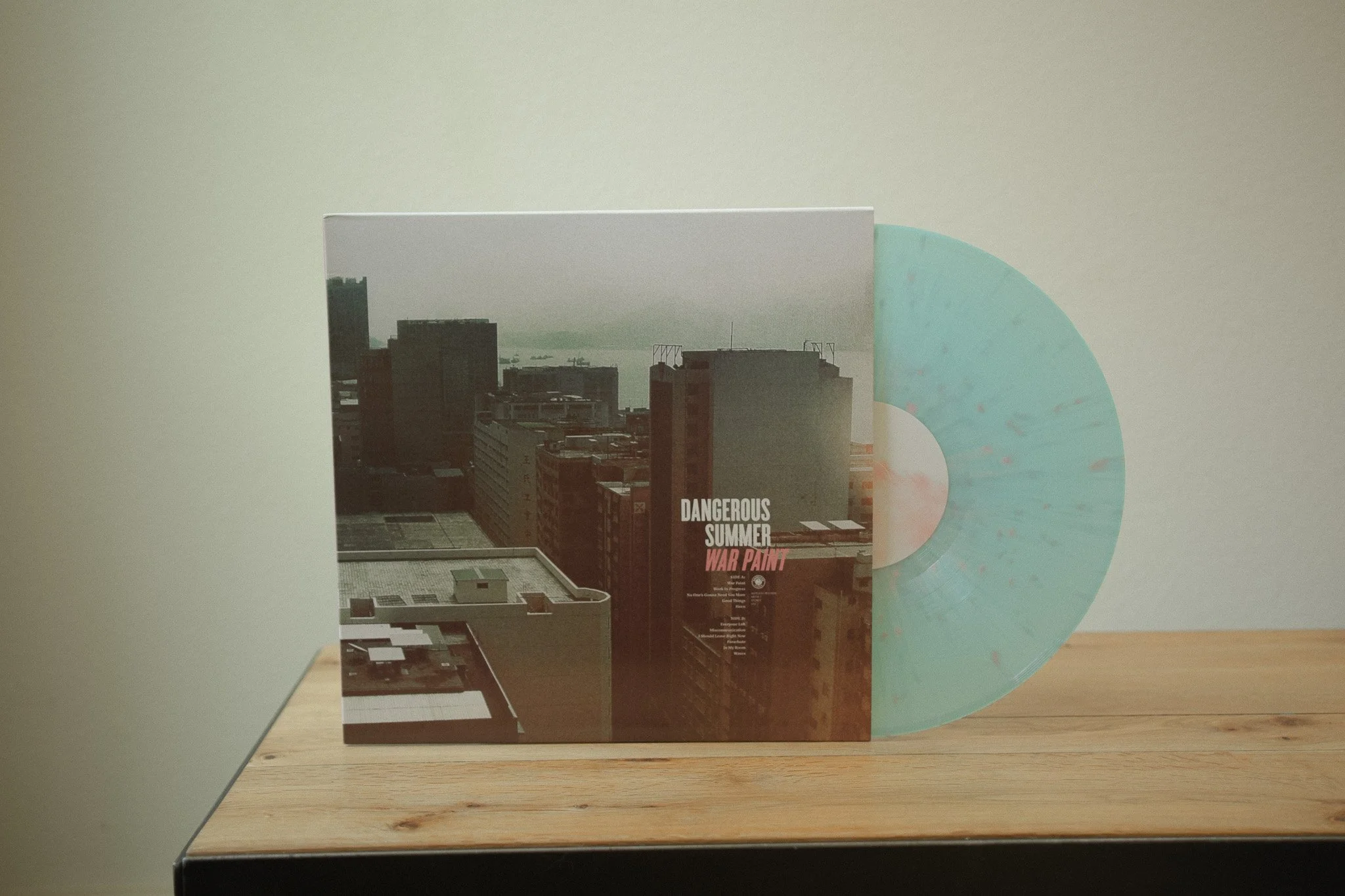 The Dangerous Summer – War Paint