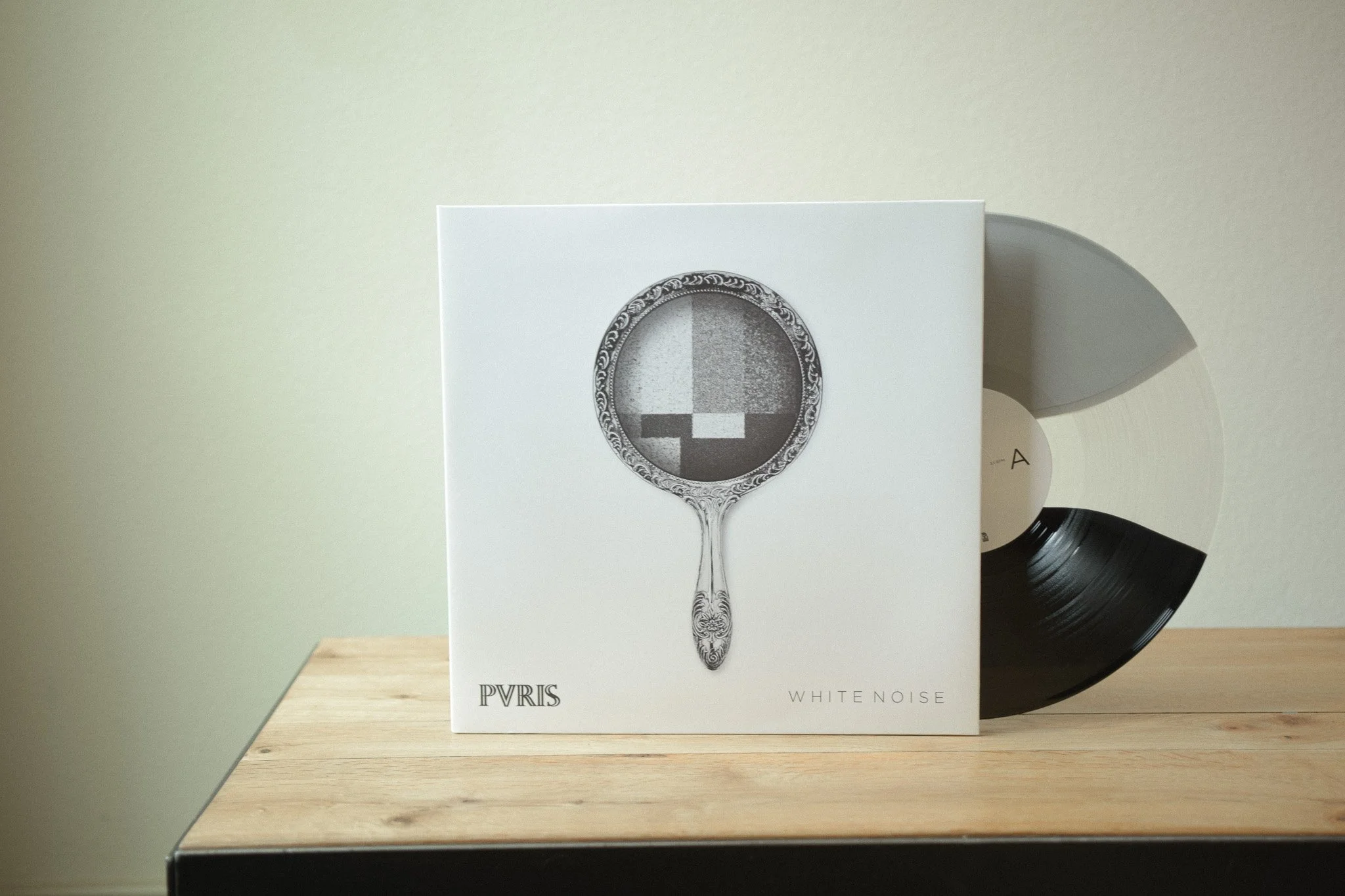 PVRIS – White Noise