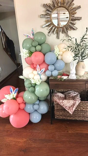 easter grab and go balloons in colorful shades