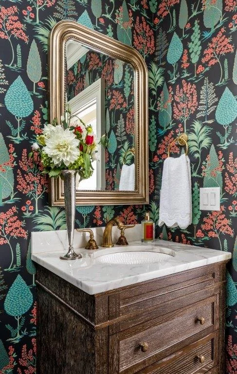 half bath on main.jpg