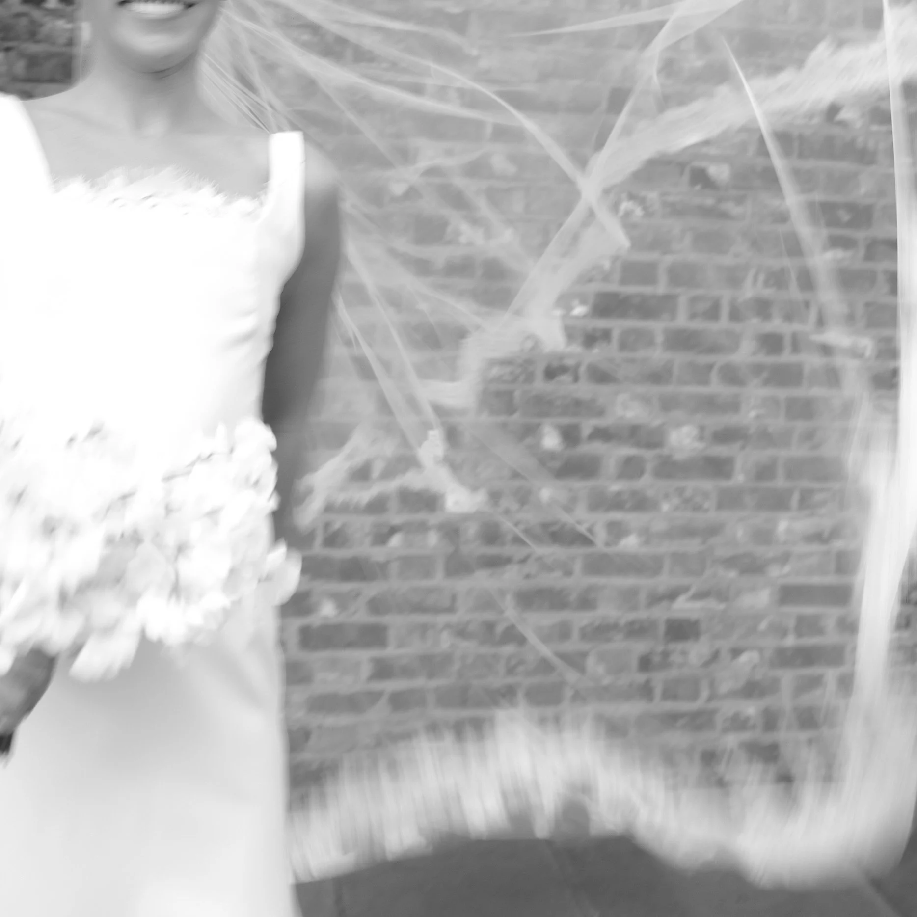 a wedding day has its own rhythm. one that reveals itself in motion, in feeling, in the way nothing ever unfolds quite the same way twice.

my work is in shaping the conditions for that rhythm to exist. the structure, the timing, the invisible layer 