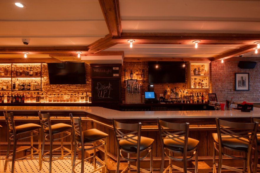 39972-entire-restaurant-room 4.jpg