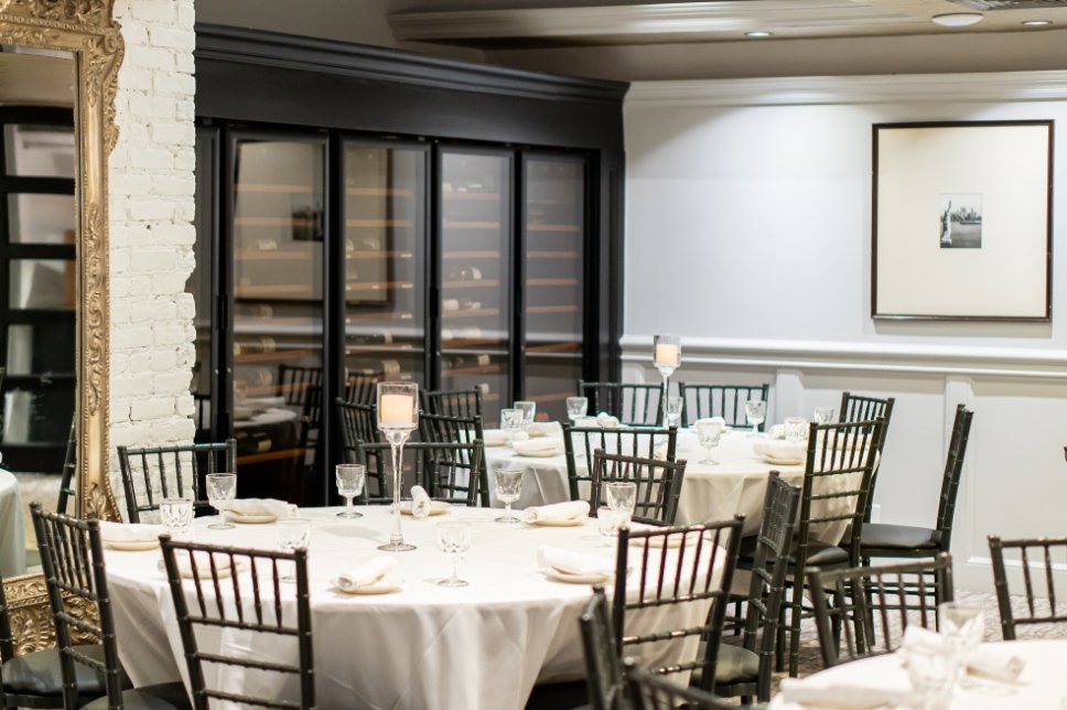 Broadway Room 4.jpg