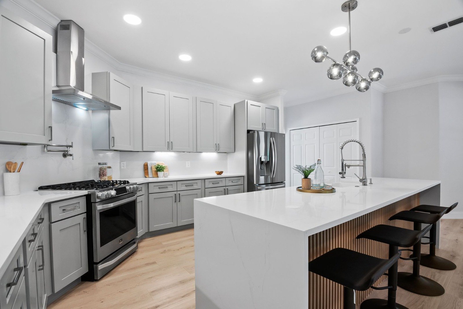 KITCHEN-2.jpeg
