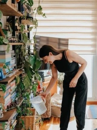 Therapy for people-pleasers learning sustainable boundaries