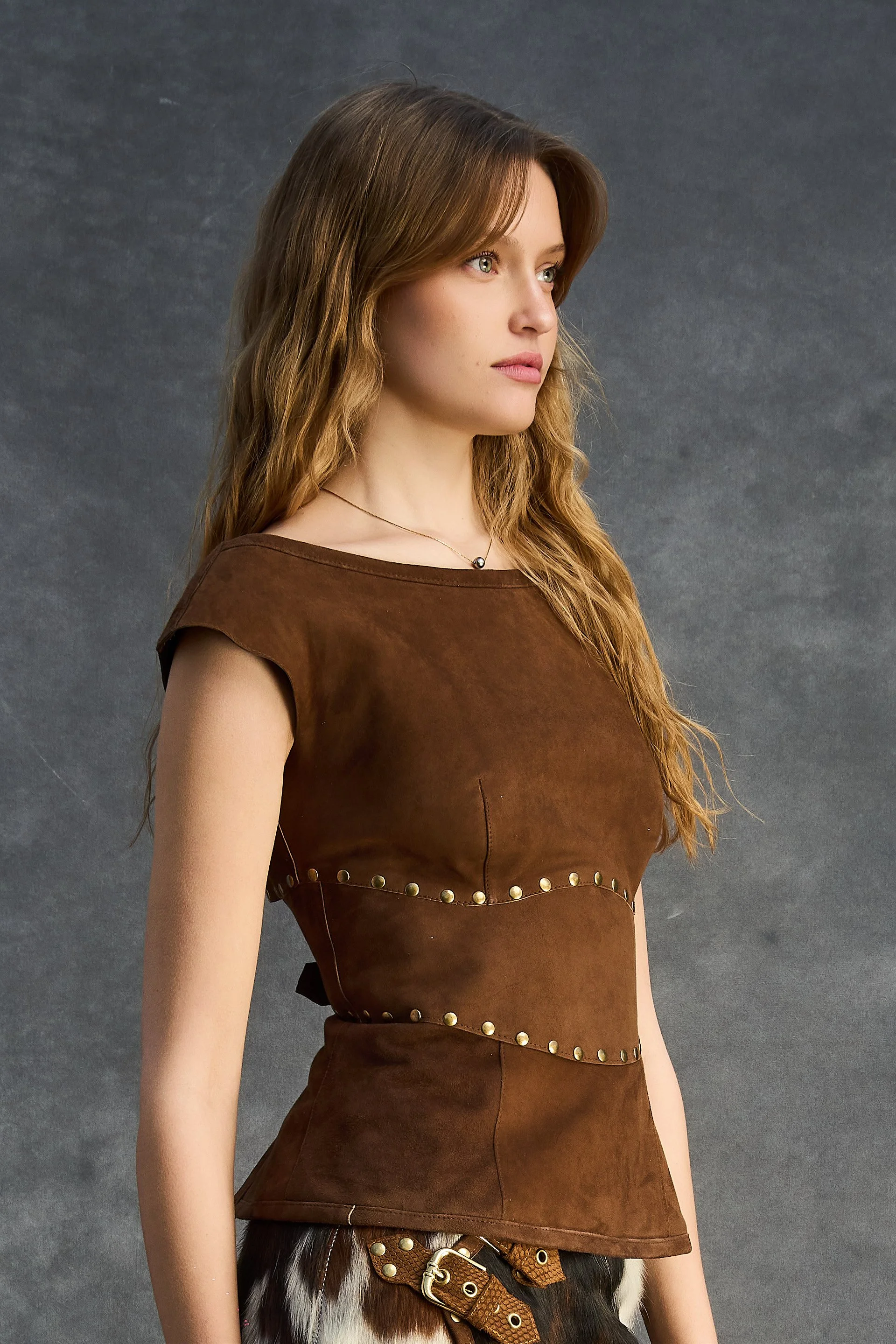 MaisonPrefontaine_SS2026_ESSENTIAL_maisontoki_SeaBrook_Brown_Top_00004.jpg