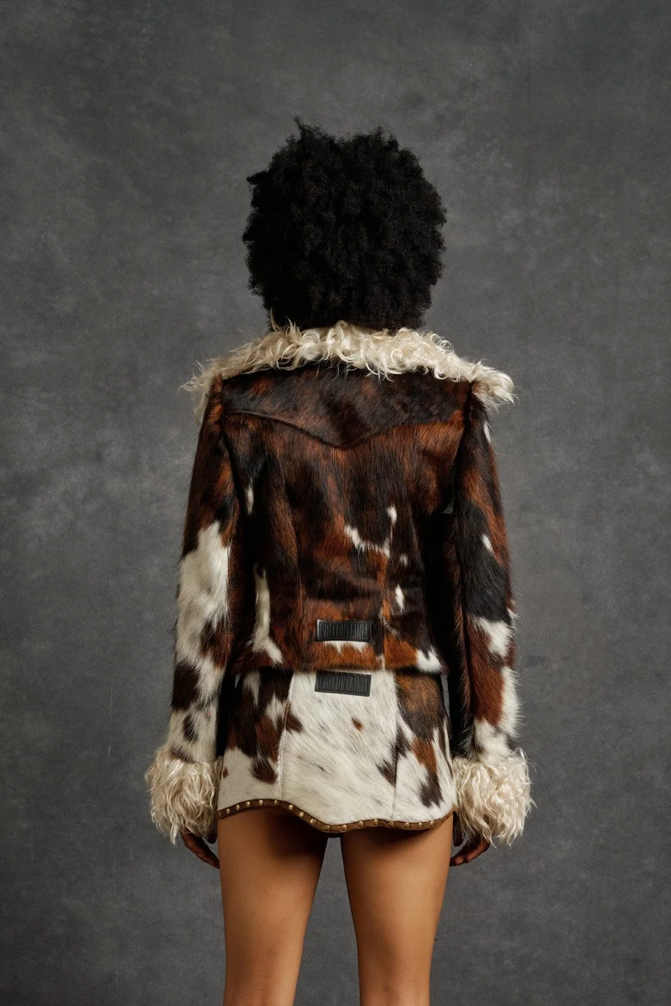 MaisonPrefontaine_SS2026_ESSENTIAL_maisontoki_COW_MANTLE_2026-06-26.jpg00006.jpg