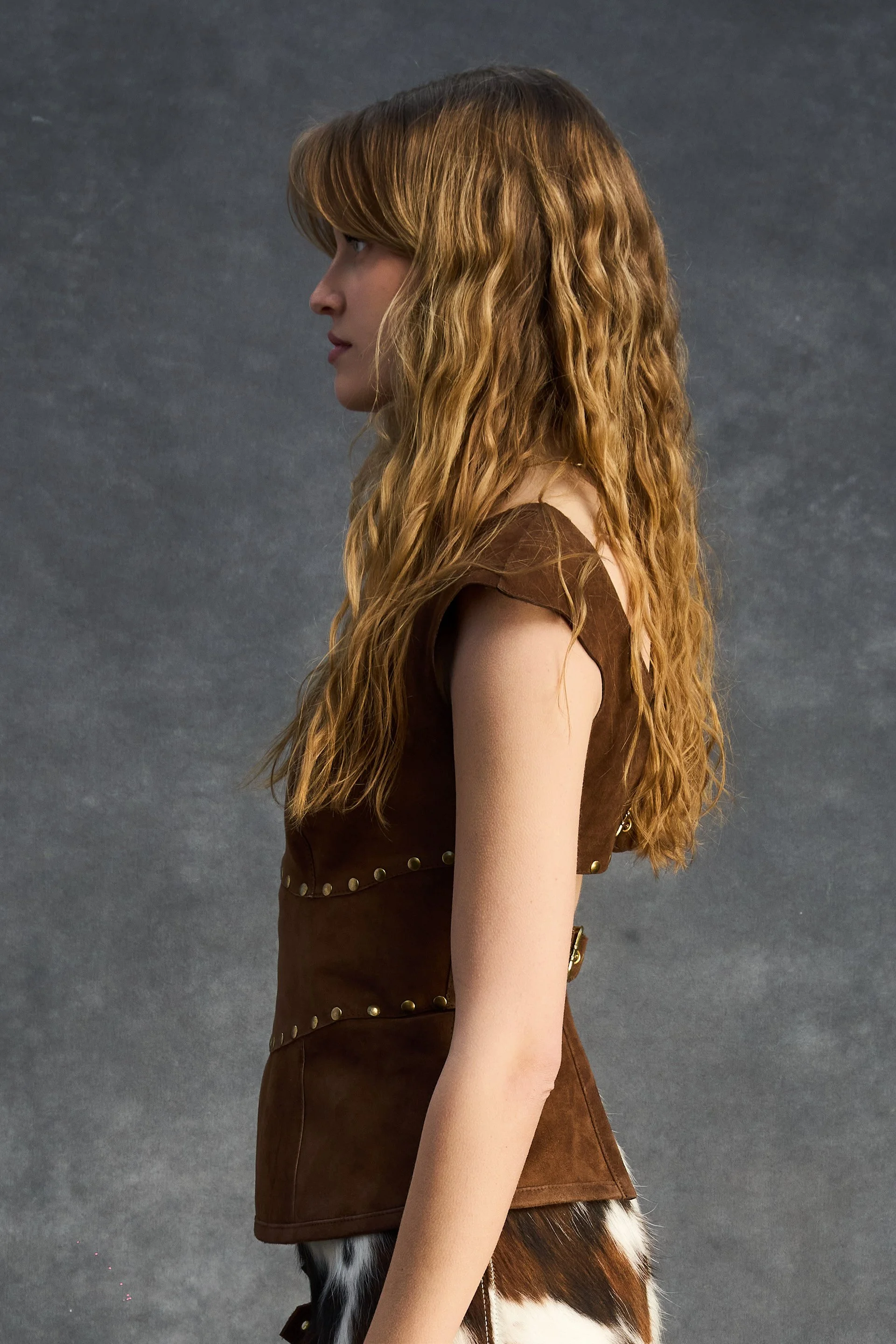 MaisonPrefontaine_SS2026_ESSENTIAL_maisontoki_SeaBrook_Brown_Top_00003.jpg