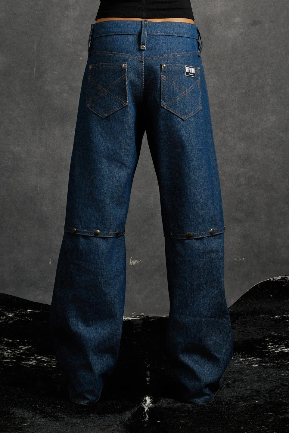 MaisonPrefontaine_SS2026_ESSENTIAL_maisontoki_Jean_Woman_00004.jpg